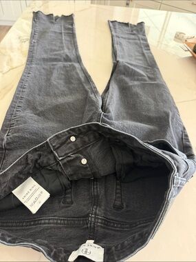 Anine Bing Black Roy Jeans Size 30 V-Split Front Cuff Raw Edge Full Length